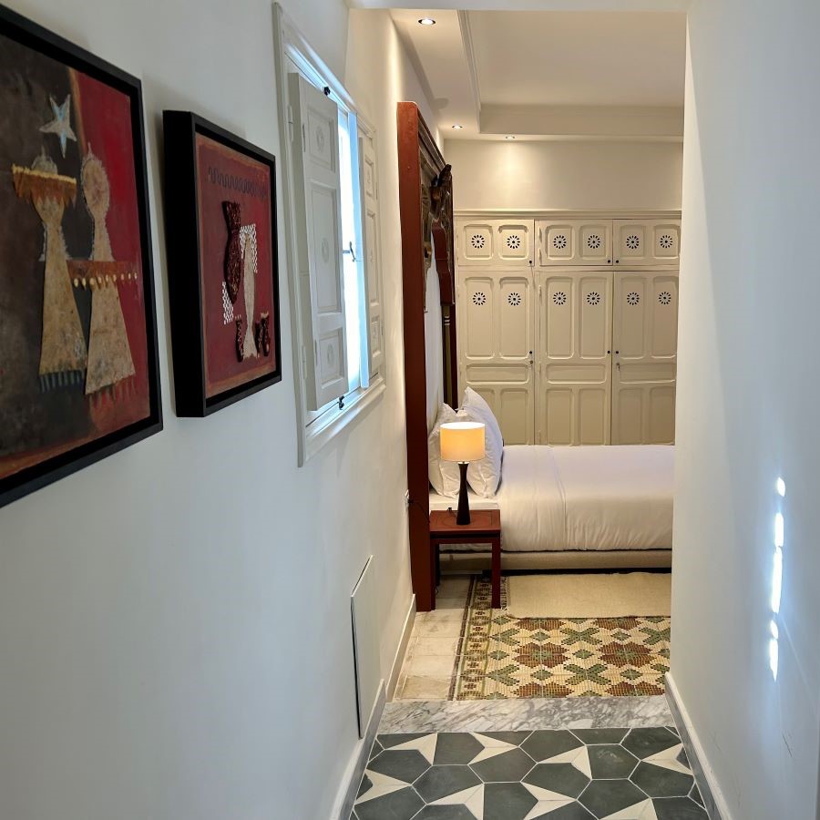 chambre rouge carre 01